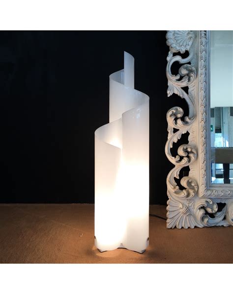 lampade artemide catalogo.